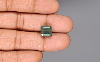 Zambian Emerald - 5.99 Carat Fine Quality EMD-10022