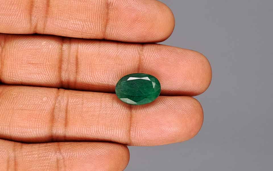 Zambian Emerald - 6.11 Carat Fine Quality EMD-10243