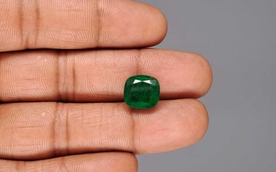 Zambian Emerald - 6.14 Carat Limited Quality EMD-10212