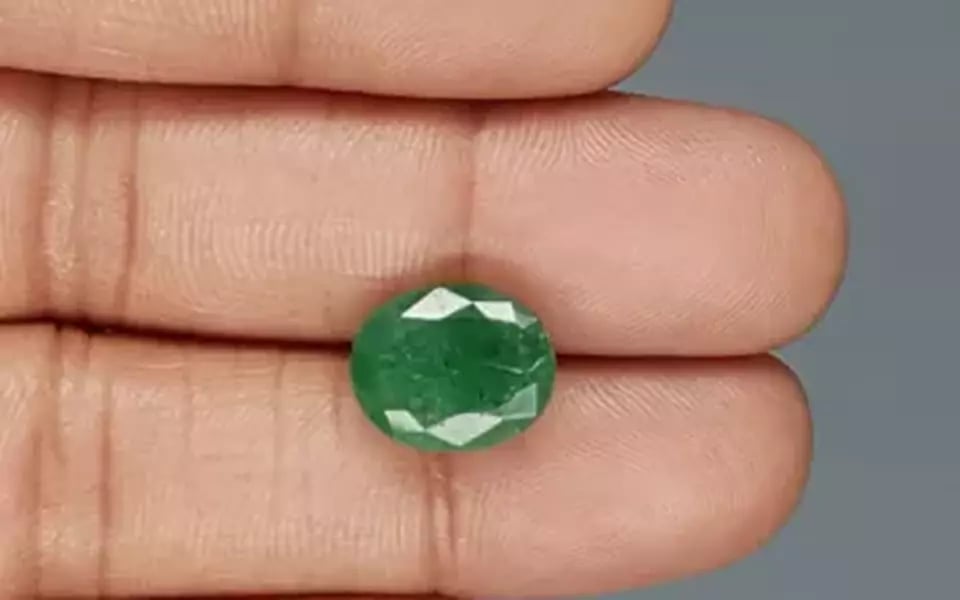 Zambian Emerald - 6.36 Carat Fine Quality EMD-9736