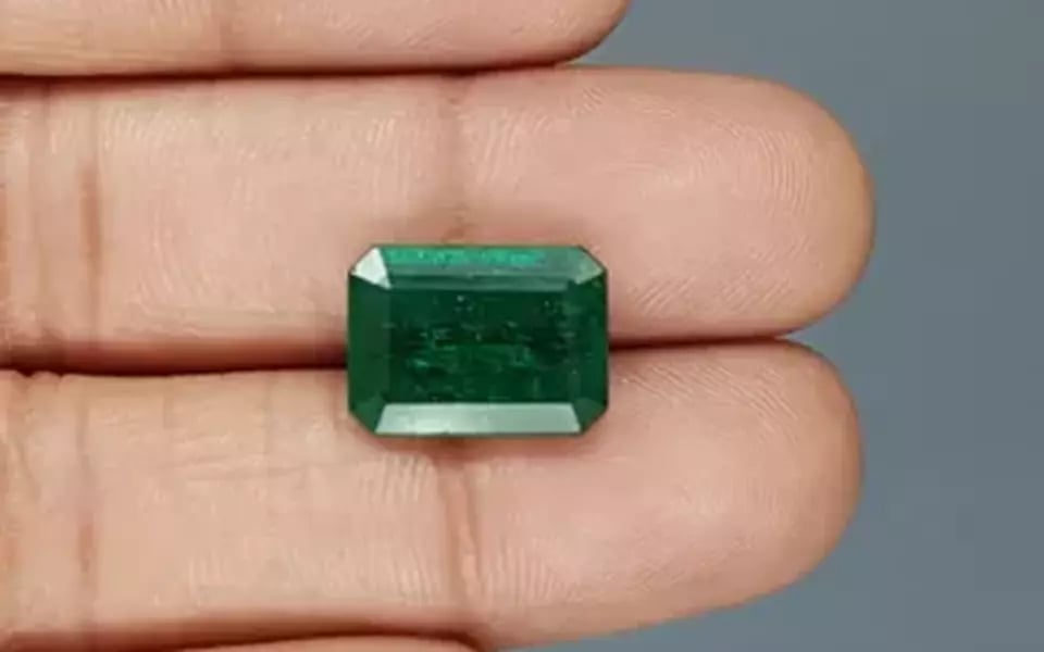Zambian Emerald - 6.40 Carat Limited Quality EMD-9777