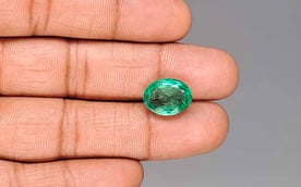 Zambian Emerald - 6.40 Carat Rare Quality EMD-10313
