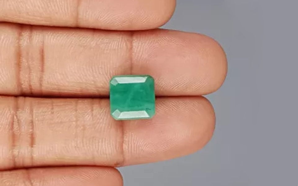 Zambian Emerald - 6.45 Carat Fine Quality EMD-9497