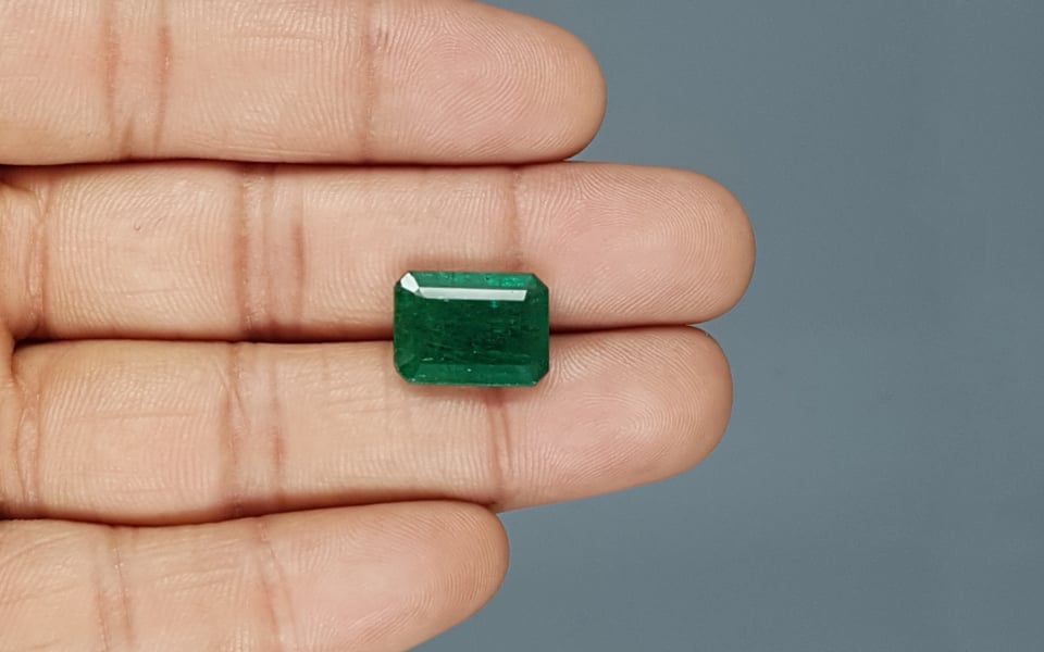 Zambian Emerald - 6.53 Carat Rare Quality EMD-9776