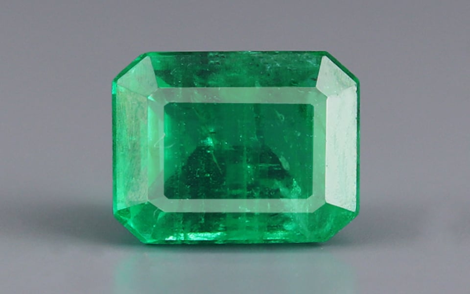 Zambian Emerald - 6.63 Carat Rare Quality EMD-9773