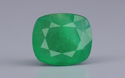 Zambian Emerald - 6.87 Carat Prime Quality EMD-10119