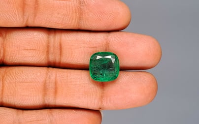 Zambian Emerald - 7.17 Carat Limited Quality EMD-10178