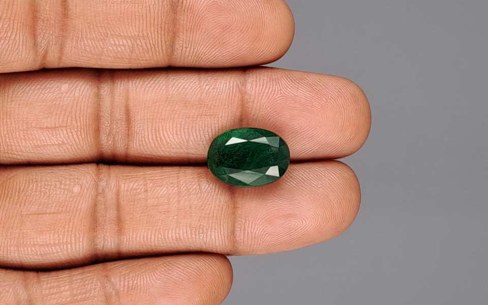 Zambian Emerald - 7.70 Carat Prime Quality EMD-10224