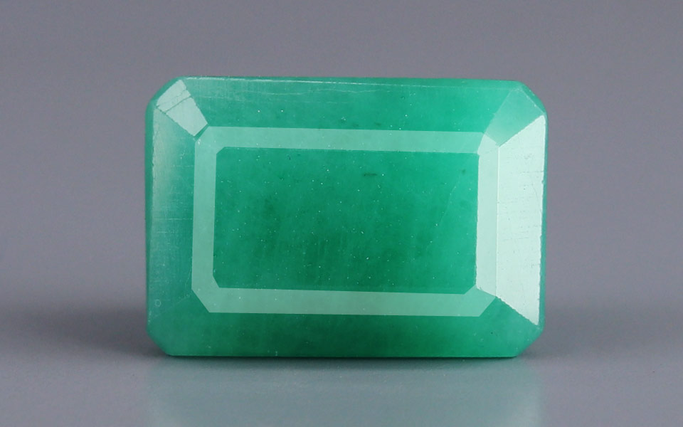 Zambian Emerald - 7.9 Carat Fine Quality EMD-10260