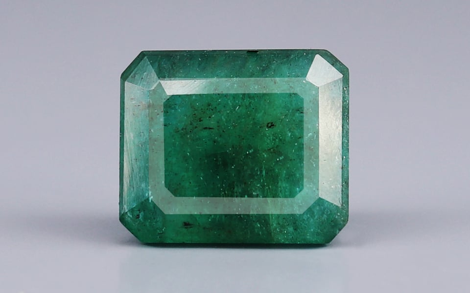 Zambian Emerald - 8.35 Carat Fine Quality EMD-10103
