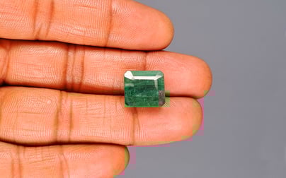 Zambian Emerald - 8.58 Carat Prime Quality EMD-9986