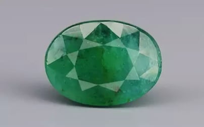 Zambian Emerald - 8.62 Carat Fine Quality EMD-9885