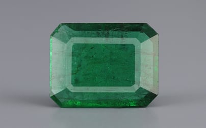 Zambian Emerald - 8.83 Carat Rare Quality EMD-9693