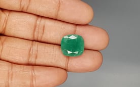 Zambian Emerald - 9.97 Carat Prime Quality EMD-9660